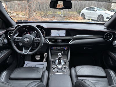 2023 Alfa Romeo Stelvio Estrema