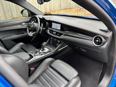 2023 Alfa Romeo Stelvio Estrema