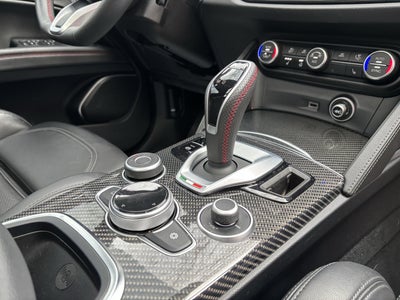2023 Alfa Romeo Stelvio Estrema