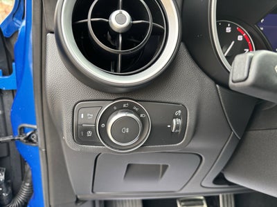 2023 Alfa Romeo Stelvio Estrema