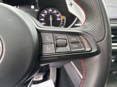 2023 Alfa Romeo Stelvio Estrema