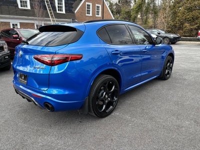 2023 Alfa Romeo Stelvio Estrema