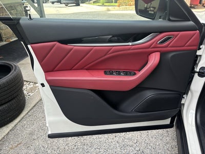 2023 Maserati Levante GT