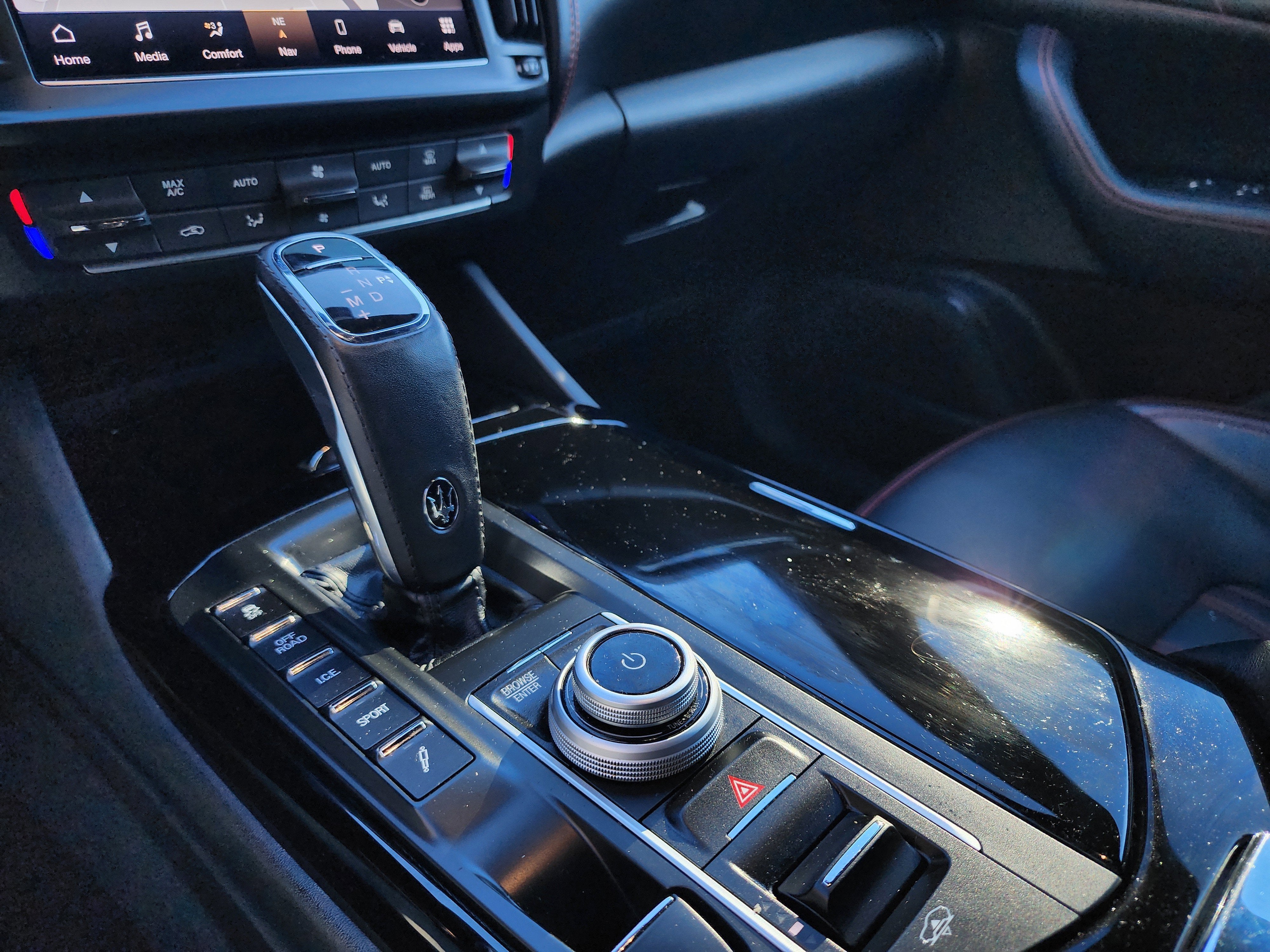 2021 Maserati Levante Base