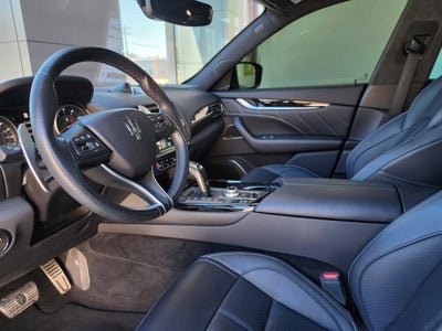 2023 Maserati Levante Modena