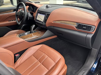 2022 Maserati Levante Modena