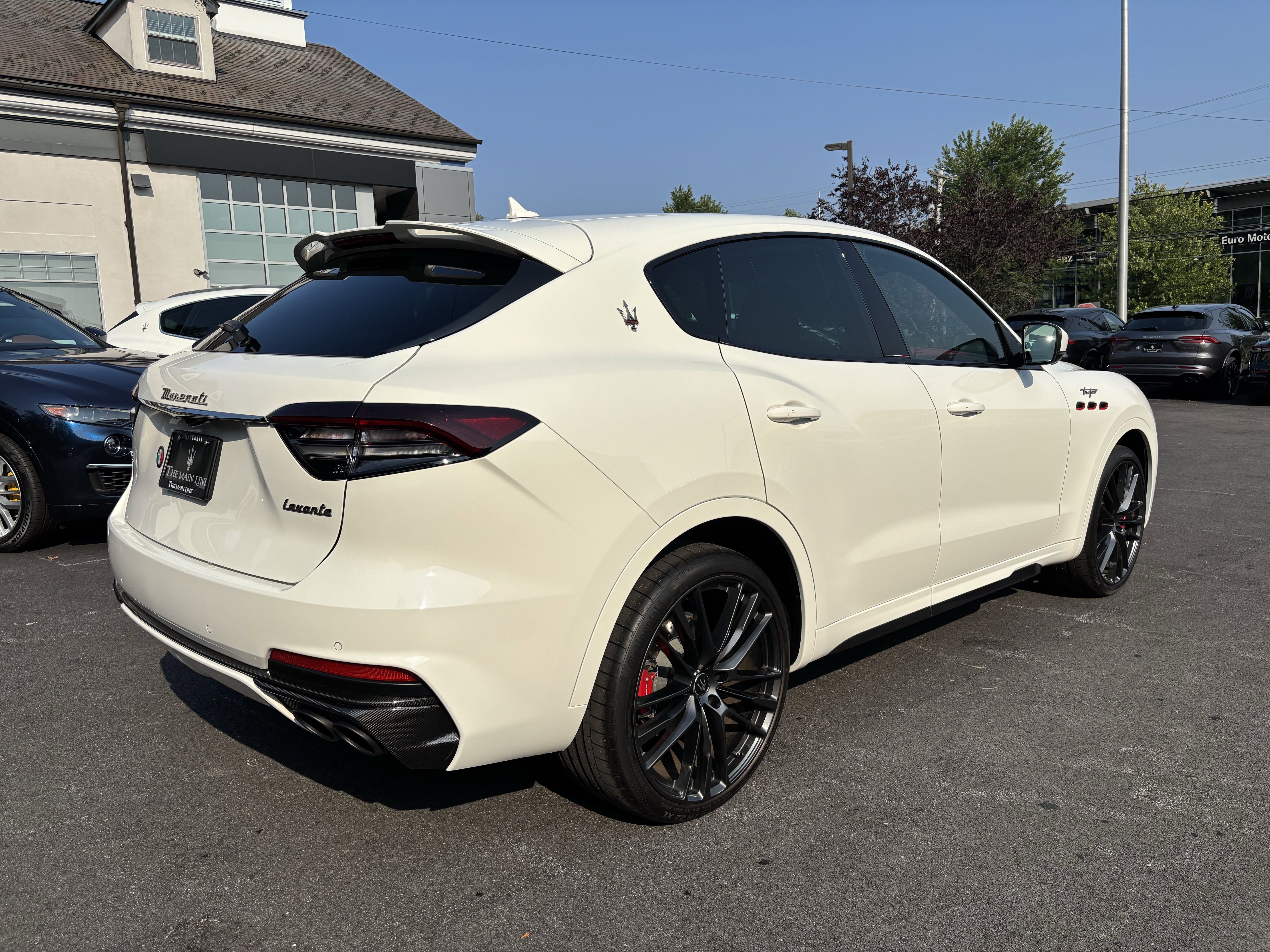 2023 Maserati Levante Trofeo