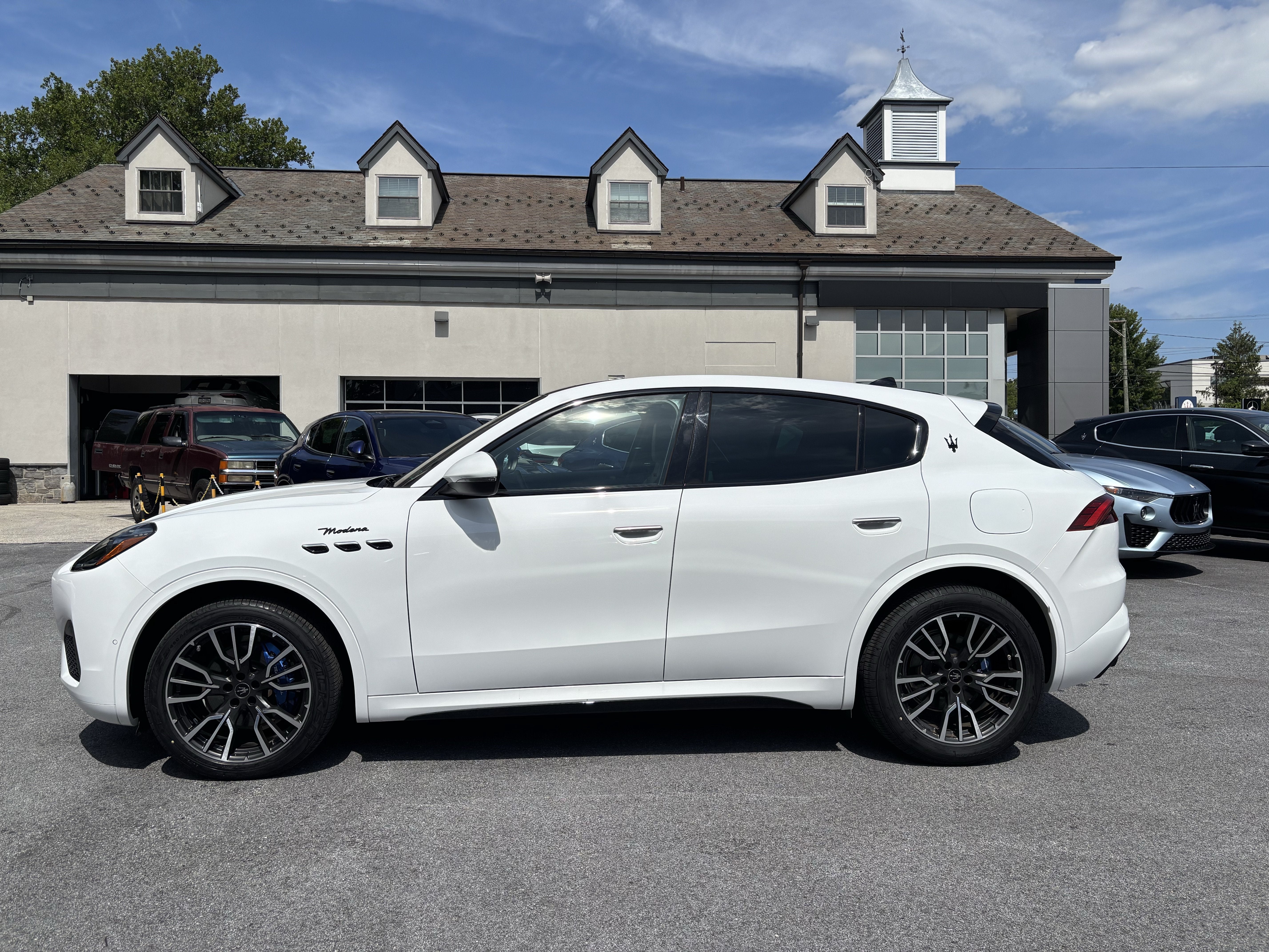 2023 Maserati Grecale Modena