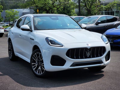 2025 Maserati Grecale Base