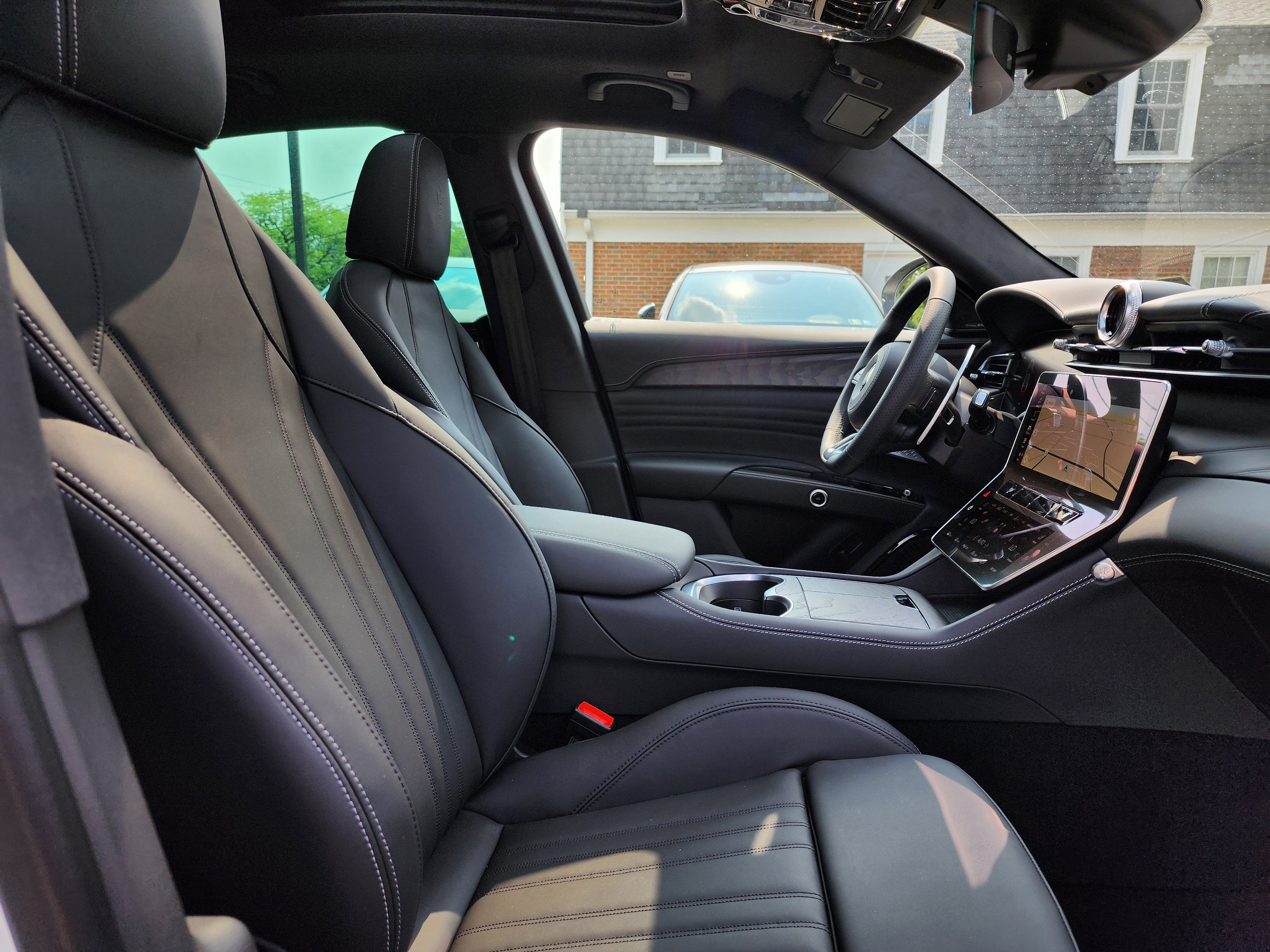 2025 Maserati Grecale Base