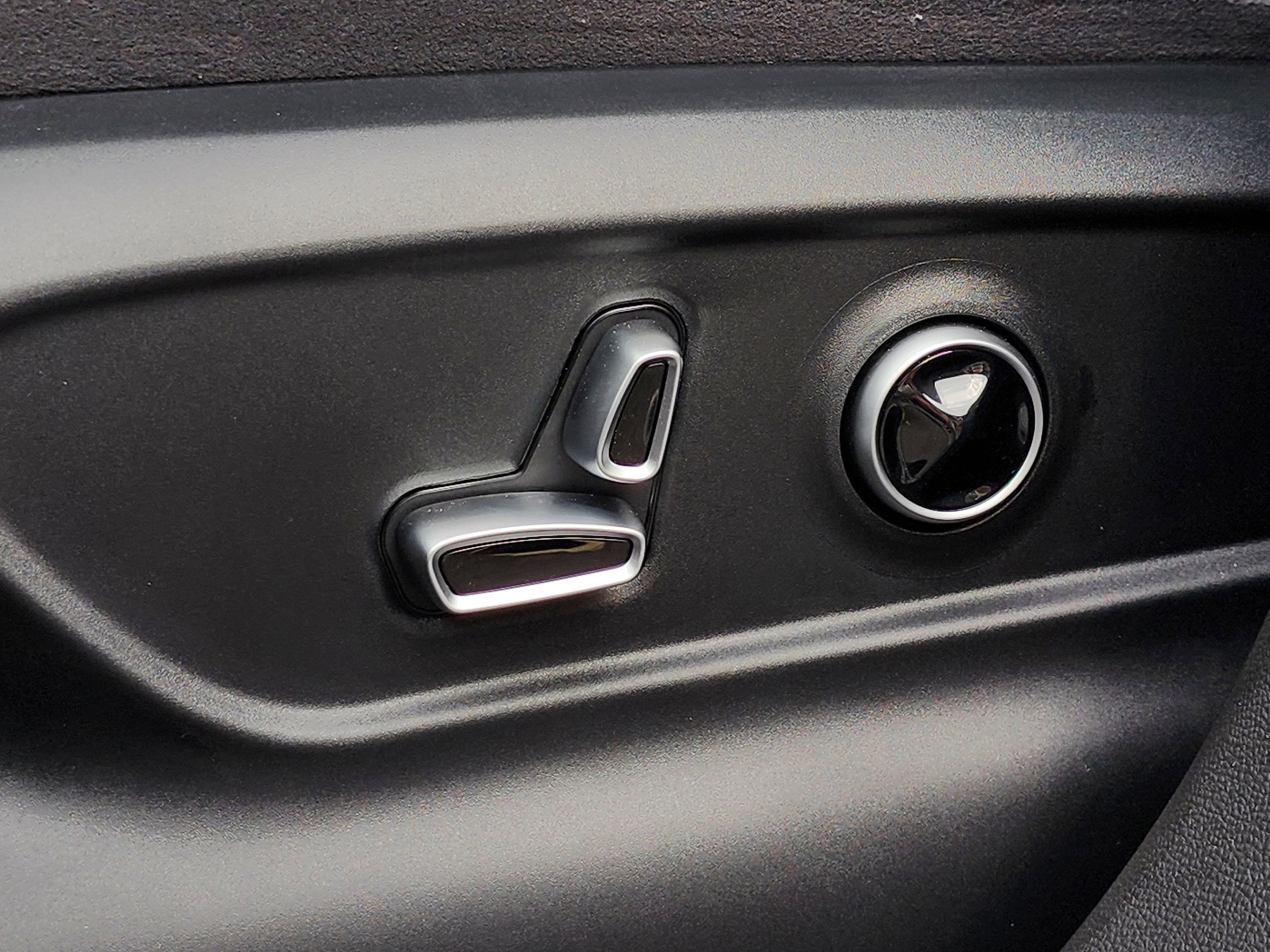 2025 Maserati Grecale Base