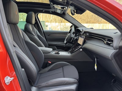 2026 Maserati Grecale Modena